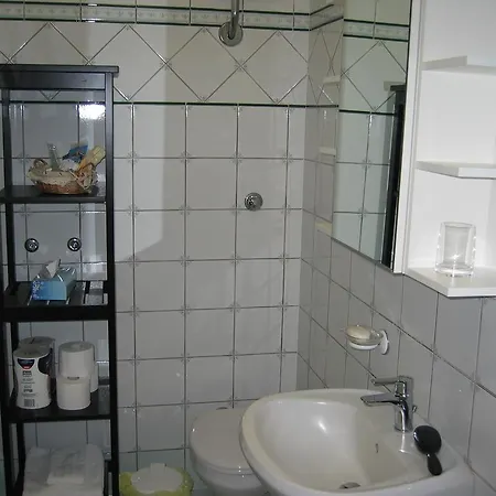 Casa Passeggiata Apartment *